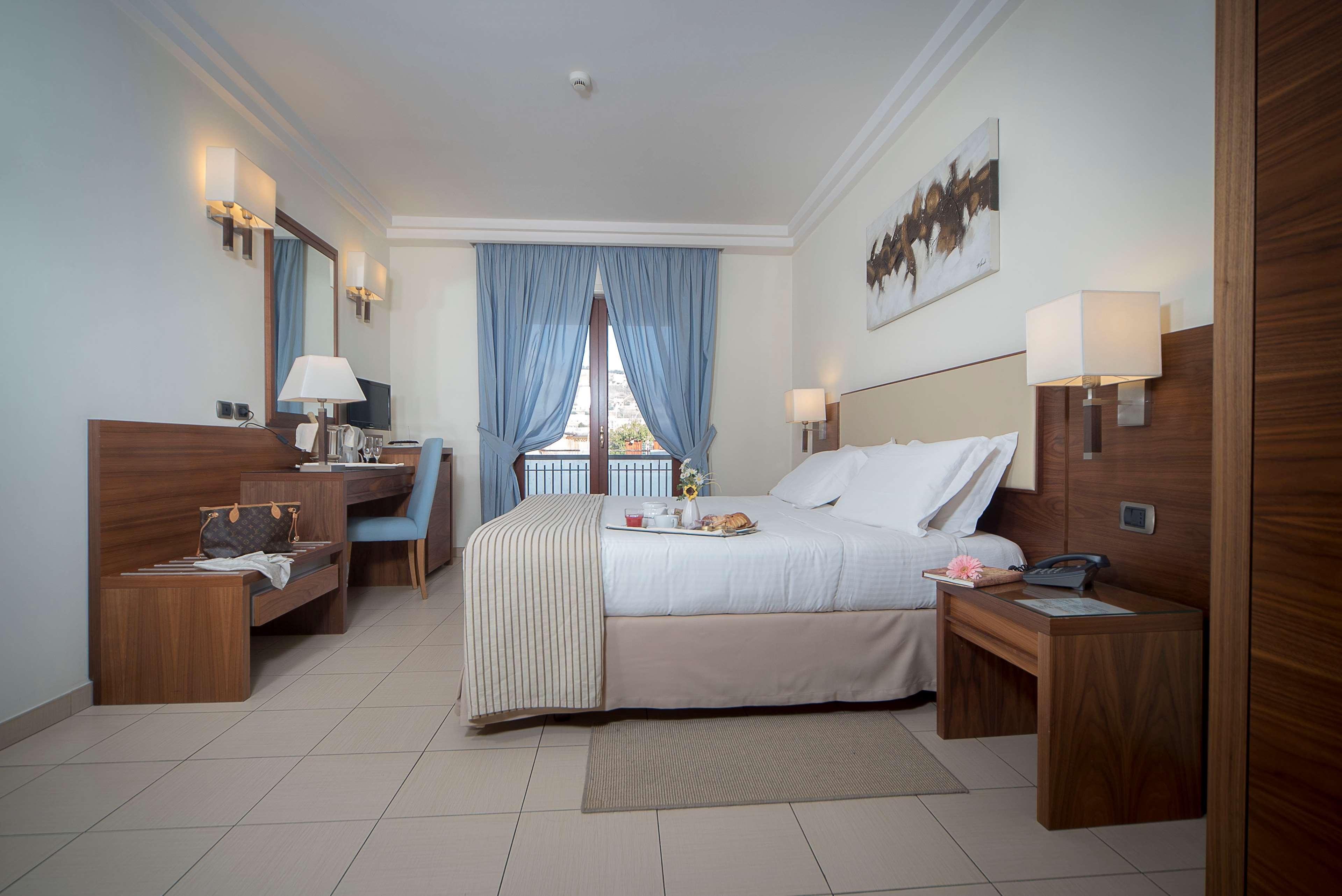 Suites & Residence Hotel ポッツオーリ エクステリア 写真