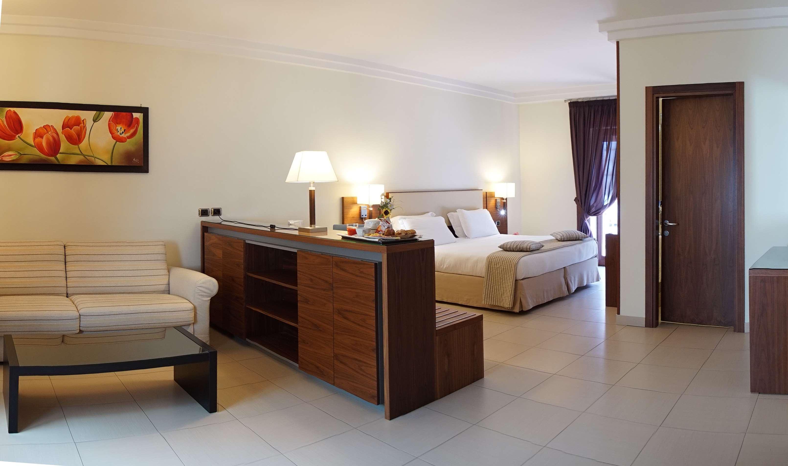 Suites & Residence Hotel ポッツオーリ エクステリア 写真