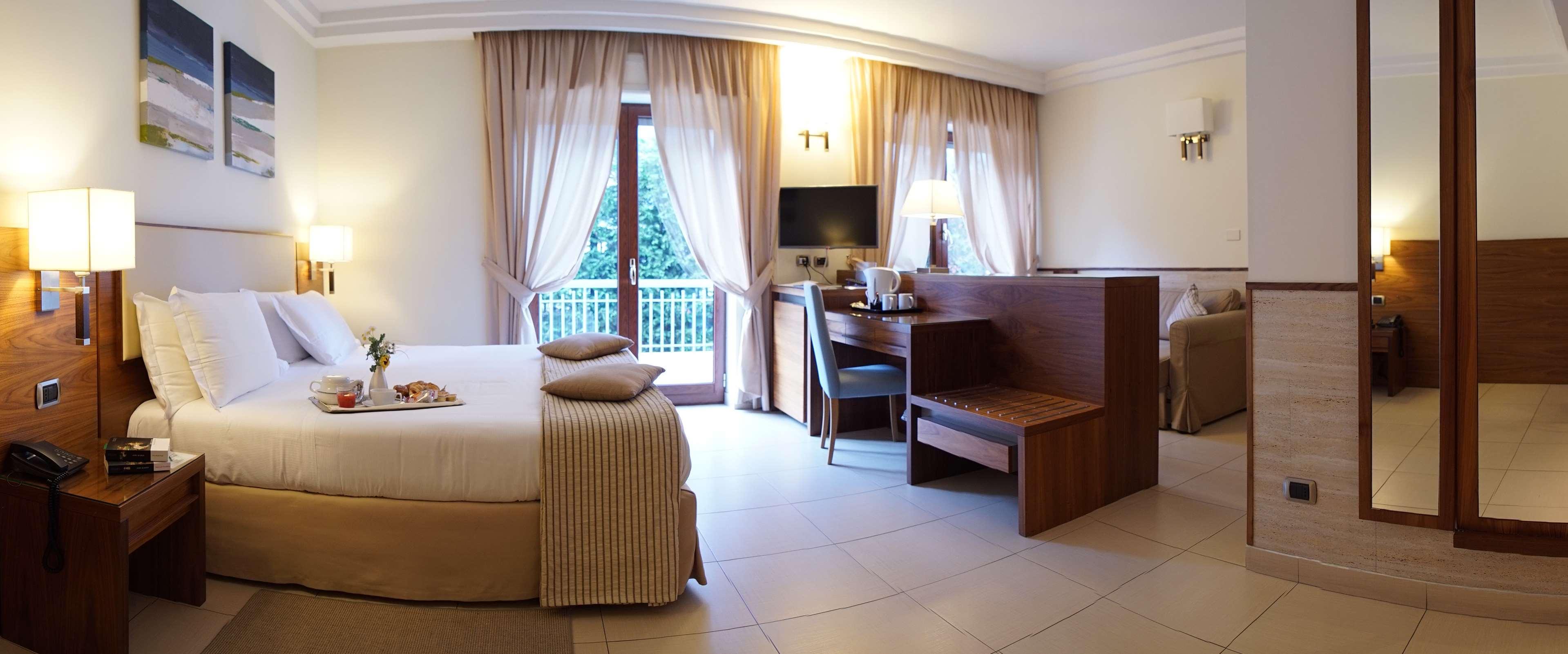 Suites & Residence Hotel ポッツオーリ エクステリア 写真